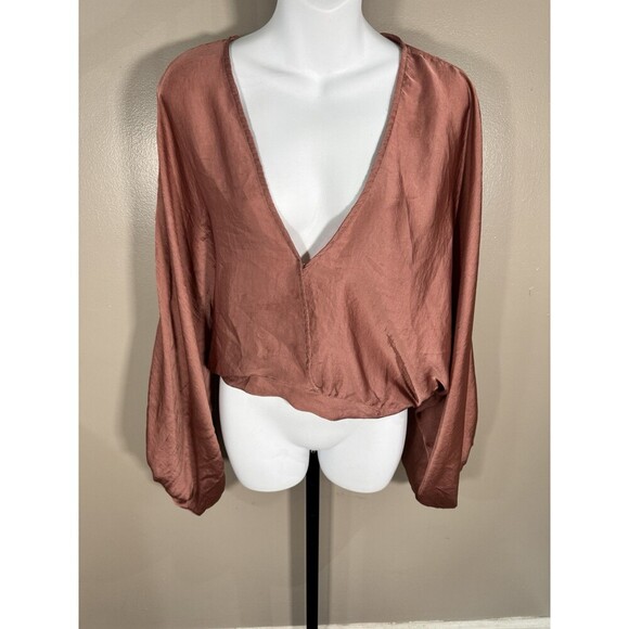 Free People Midnight Vibes Silky Dolman Long Sleeve Crop Blouse Mauve - Picture 1 of 4